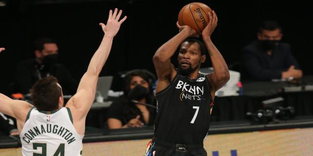 fde70493-538f-48db-9ffb-b0034bf3602f-2021-06-15_Kevin_Durant2.jpg